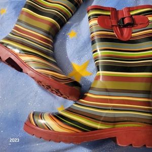 Rainboots